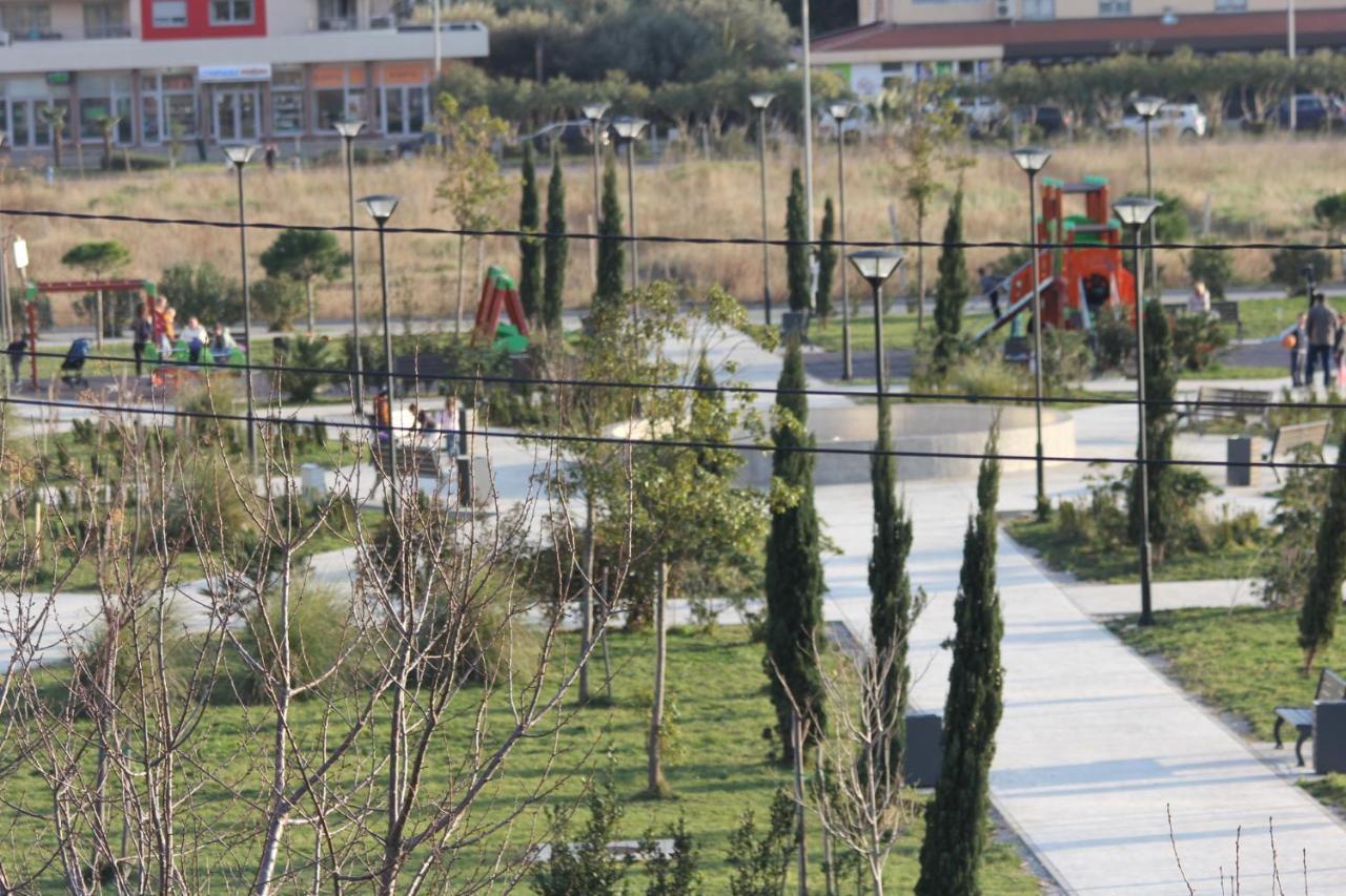 Villa Emeja - Bar - Montenegro Buitenkant foto