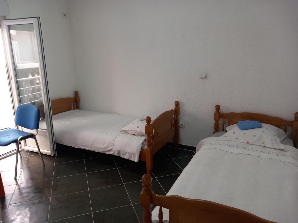 Villa Emeja - Bar - Montenegro Buitenkant foto